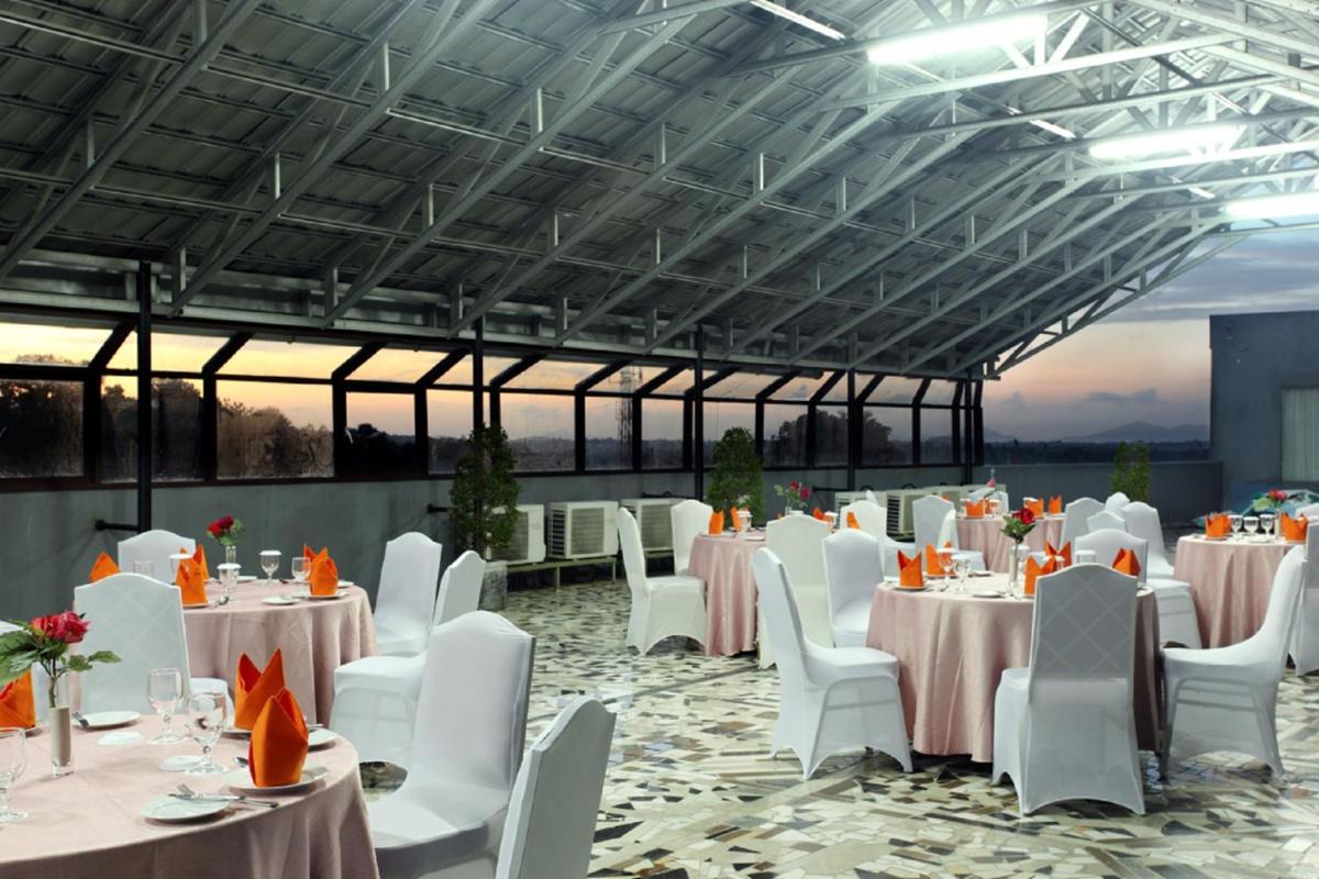 Grand Hatika Hotel - Housity