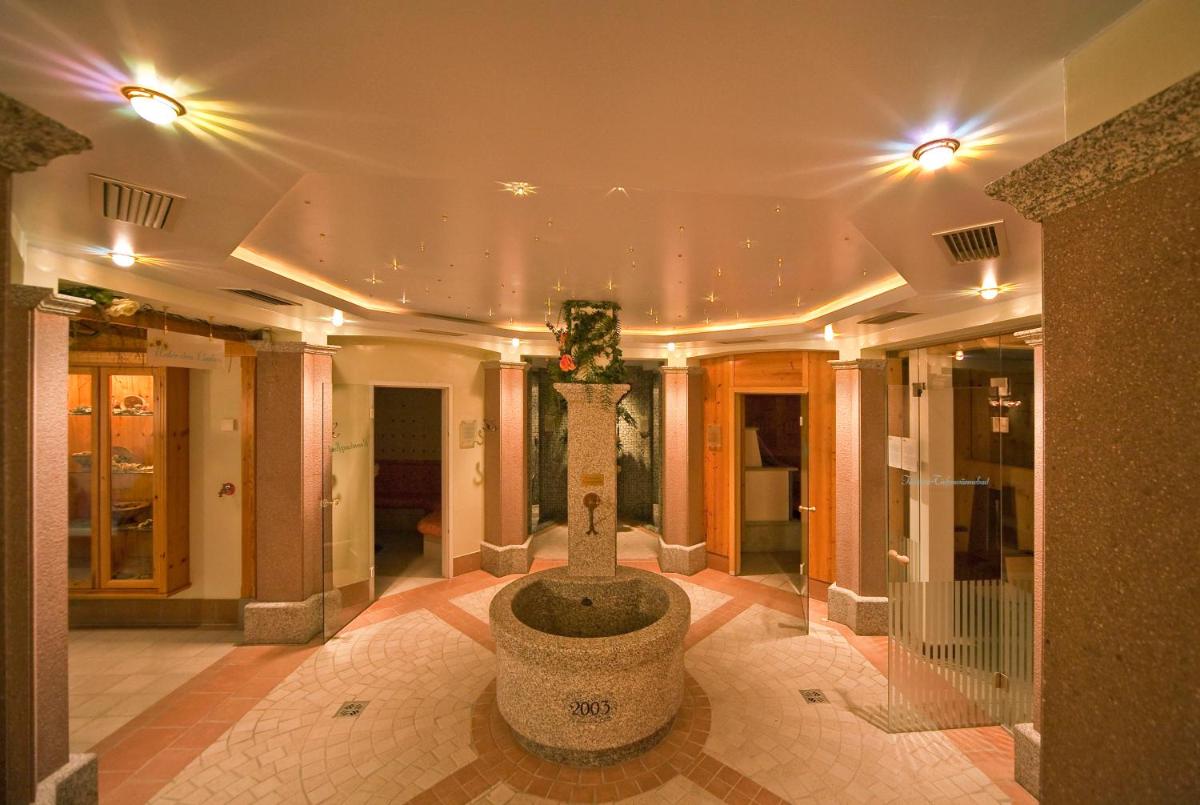 Hotel Brunnerhof - Housity