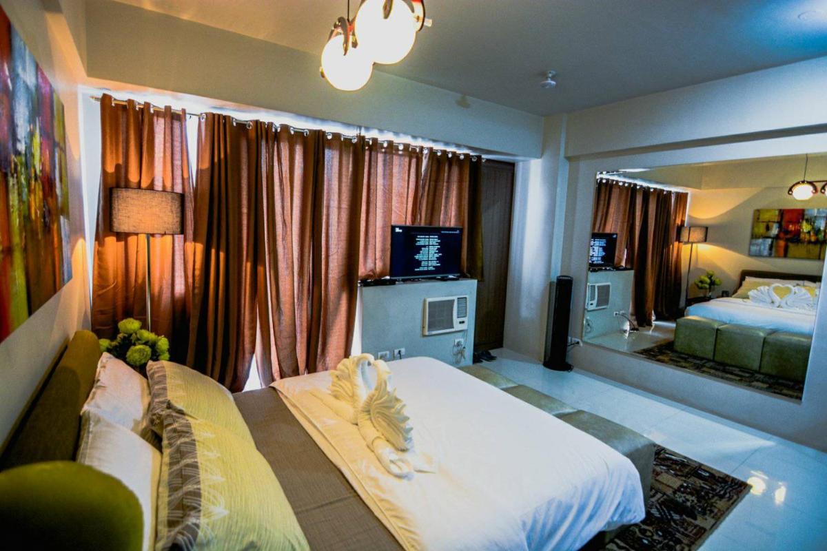 H&M One Palmtree Villas - Housity