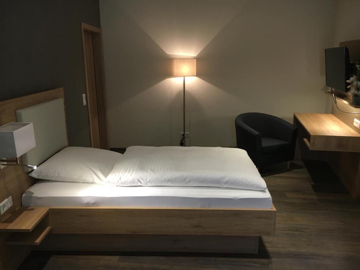 Hotel Restaurant Am Kring - Housity