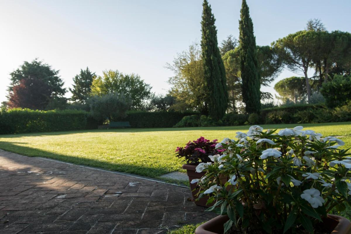 Borgo Villa Risi - Housity
