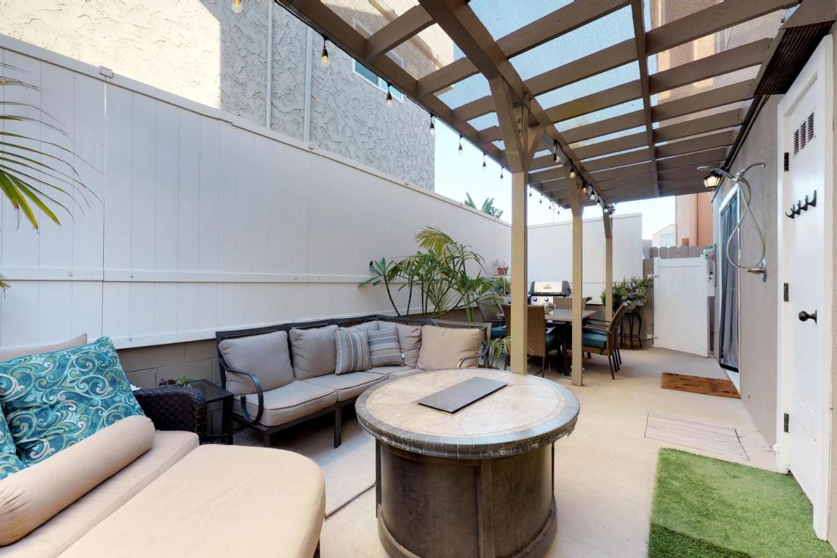 Silverstrand Beach House - Housity