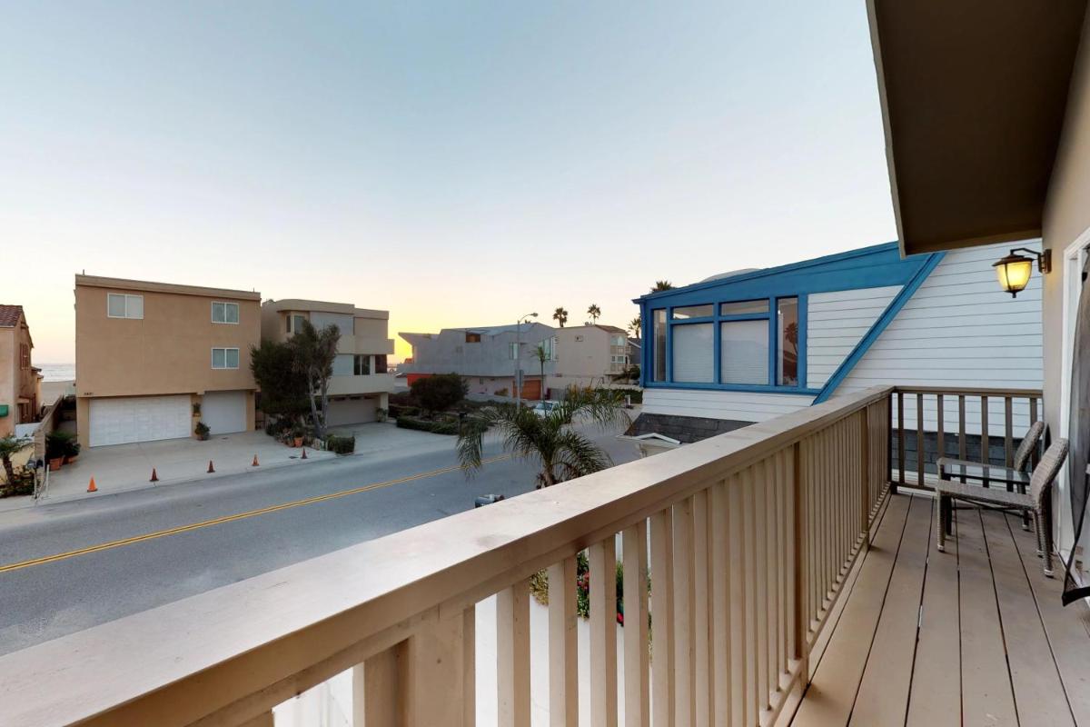 Silverstrand Beach House - Housity