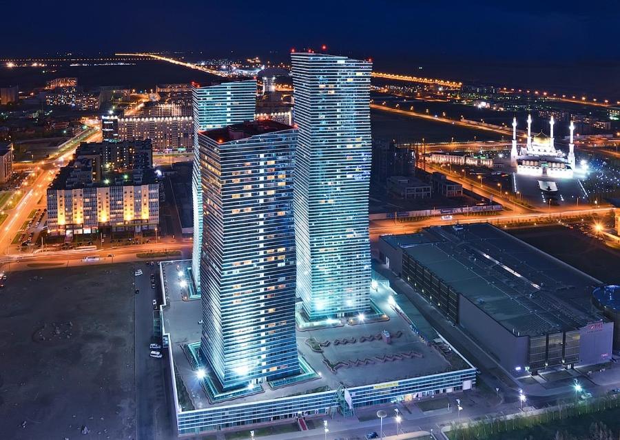 Severnoe Siyanie on Dostyk with LUX with 3 bedroom - Housity