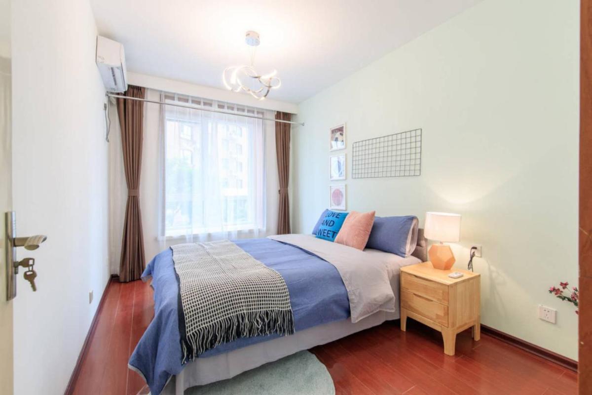 Baoding Jingxiu·Beiguo Shopping Mall· Locals Apartment 00166230 - Housity