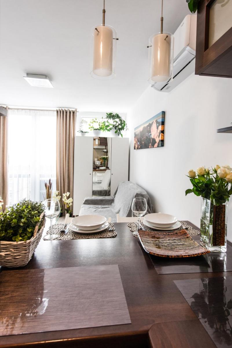 Alma Apartments Grzybowska - Housity