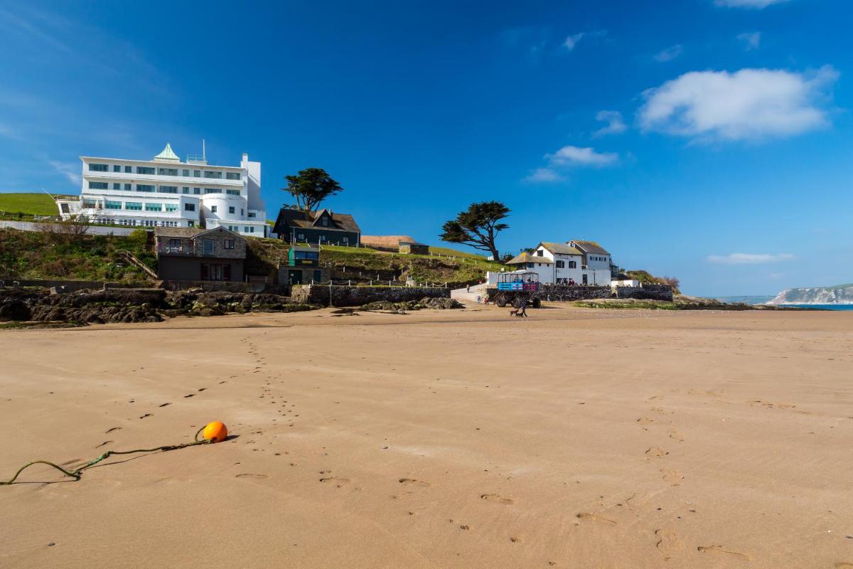 Burgh Island Hotel - Housity