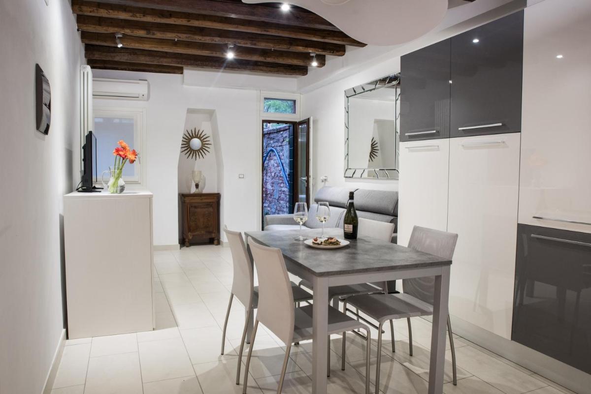 Venetian Mood private apartment - Housity