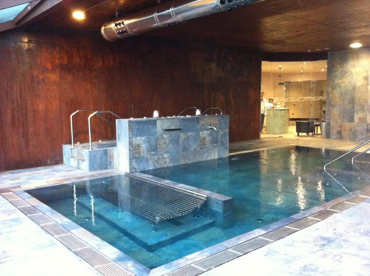 Piscina en o cerca de Hotel Spa Aguas de los Mallos
