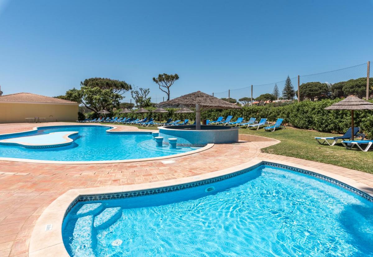 A piscina em ou perto de Browns Sports Resort