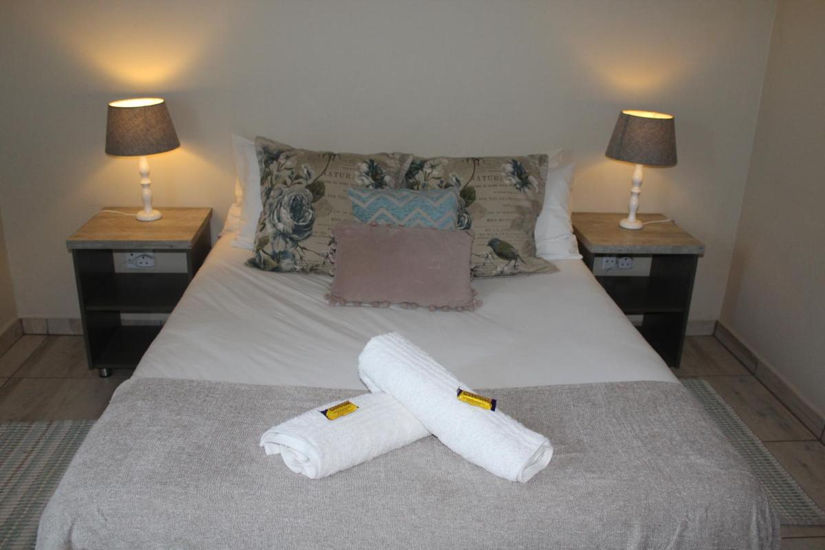 Ley-Lia Guest House - Housity