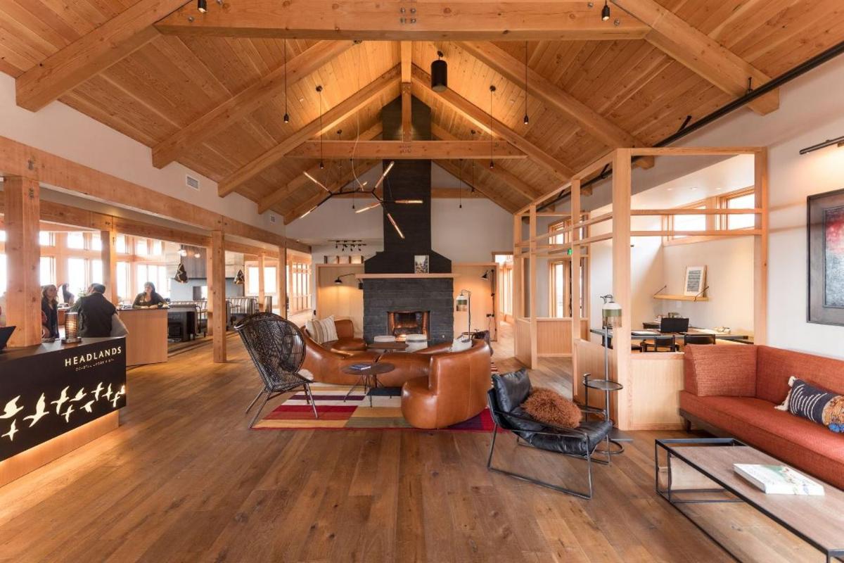 Headlands Coastal Lodge & Spa - Housity