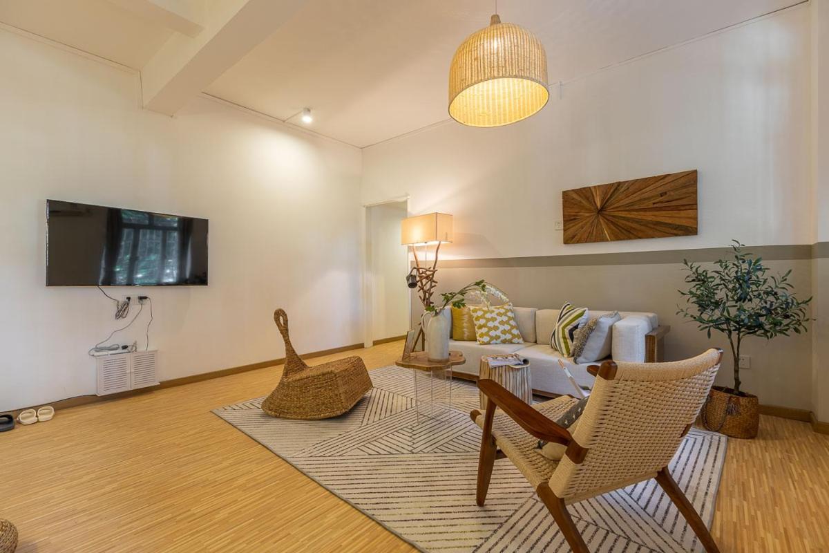 Dezheng Mid Road Locals Apt 00165550[3 Residences] Locals Apartment 00165550 - Housity