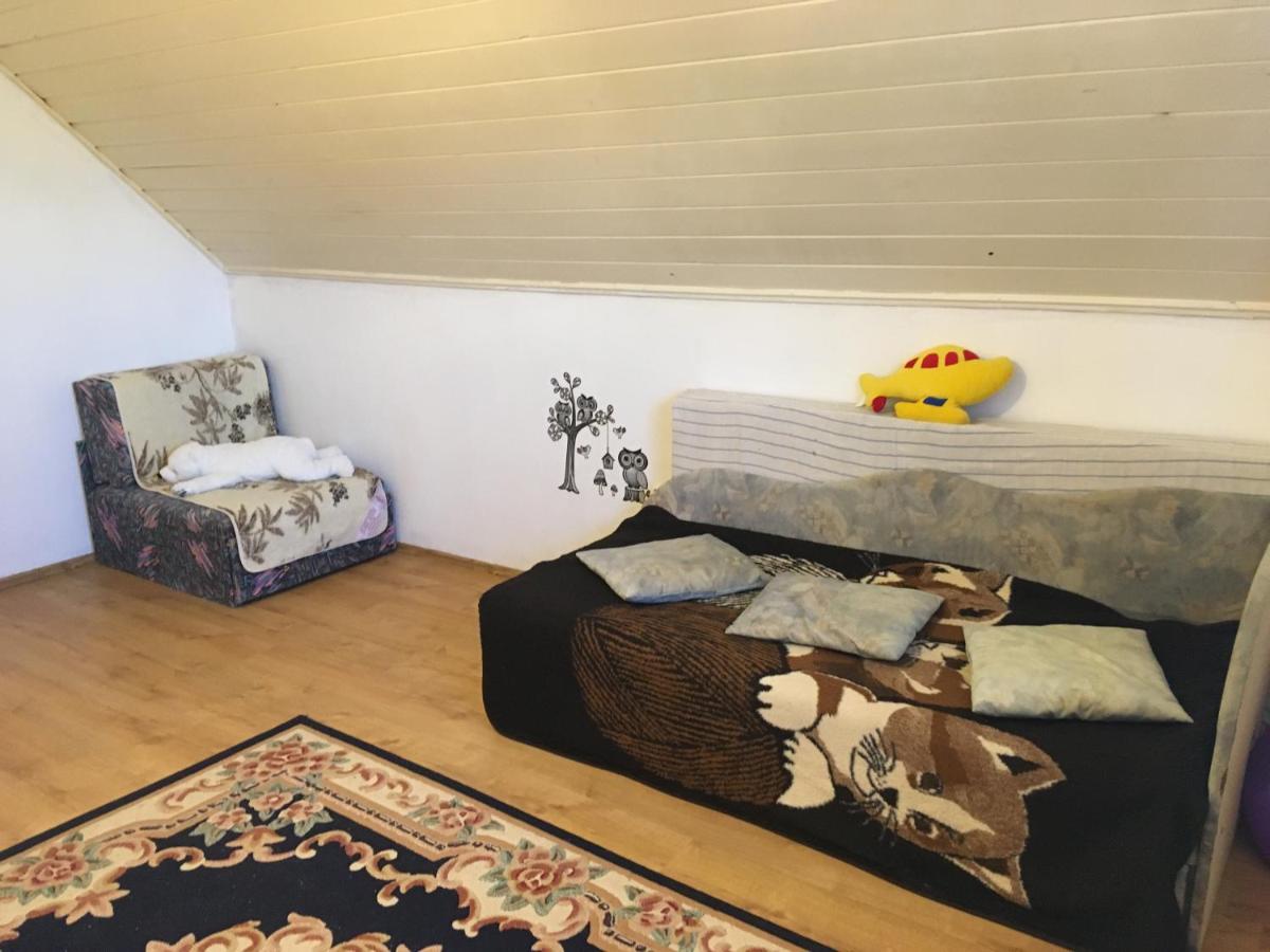 Lady Margit's Room - Housity