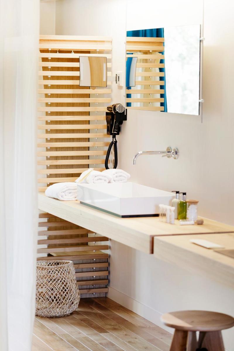 Hôtel & Restaurant Le Pré - Housity