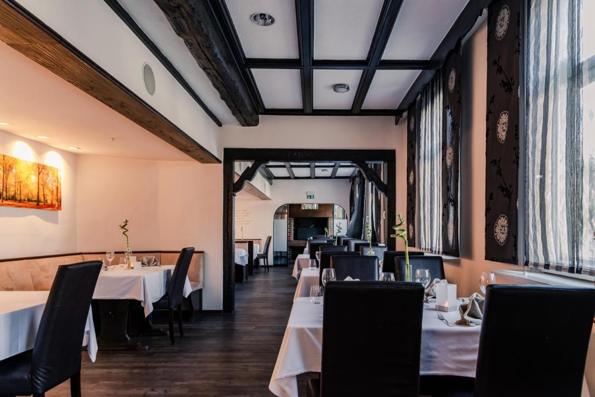 Hotel Engel - Housity