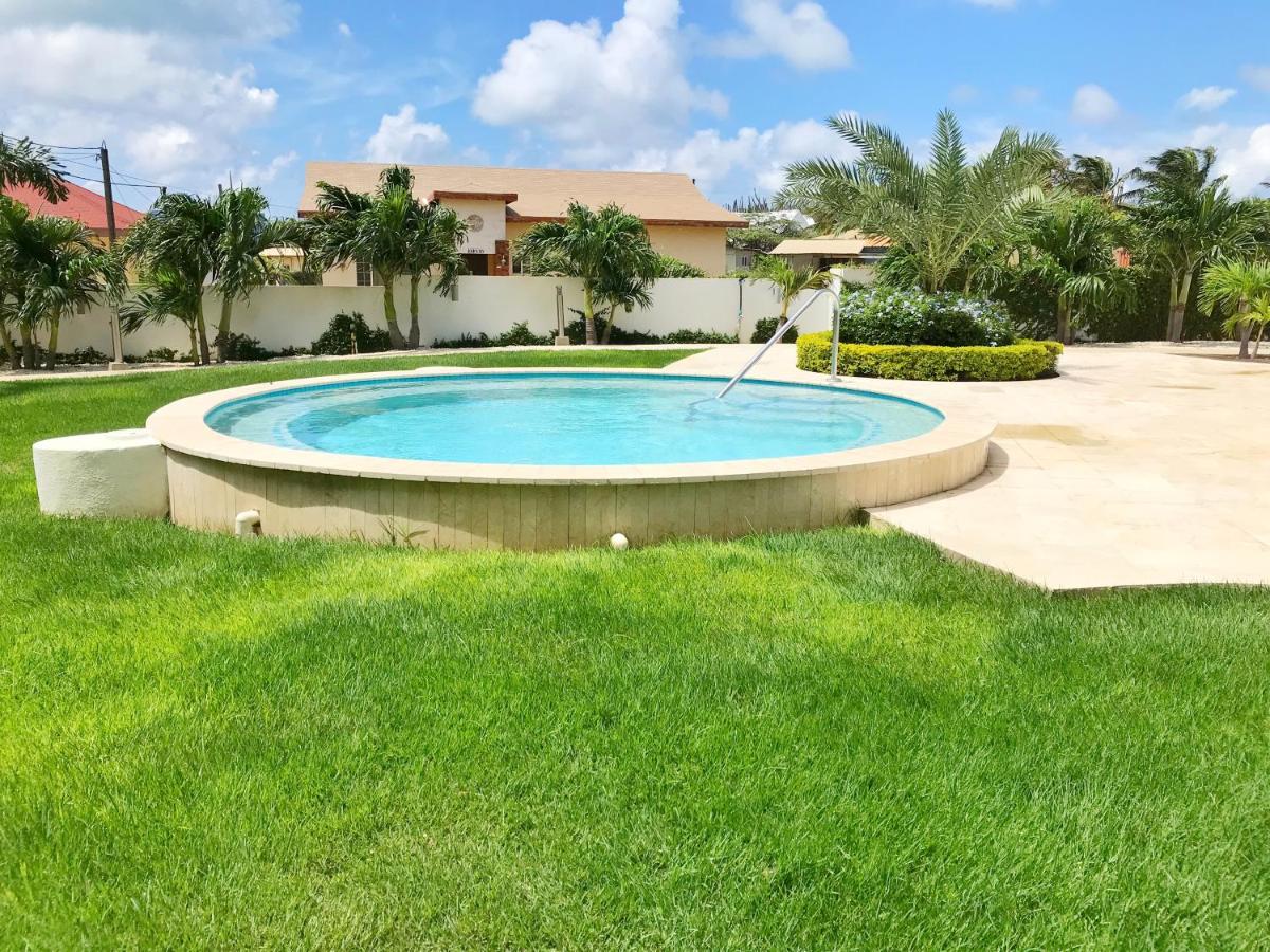 Isla Bonita Tropical 107 - Housity