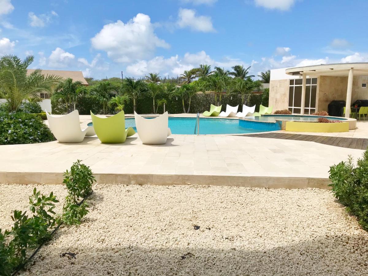 Isla Bonita Tropical 107 - Housity