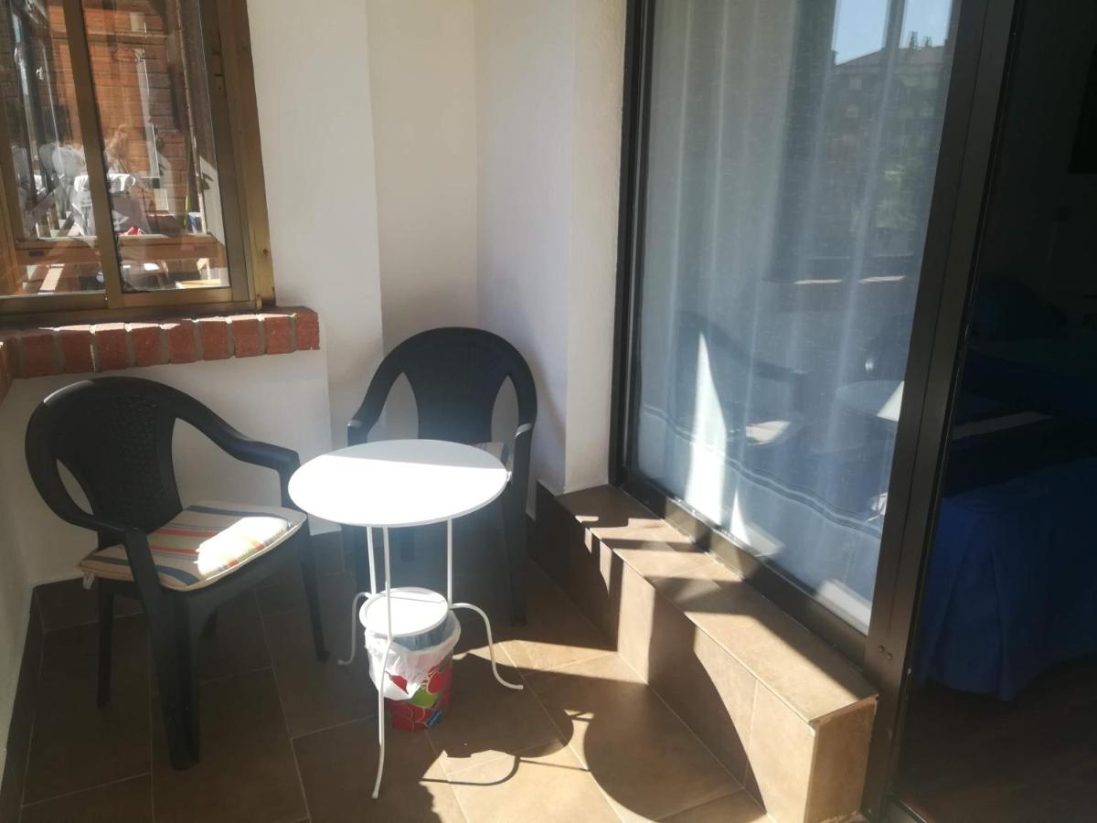 Pension Toñi - Housity