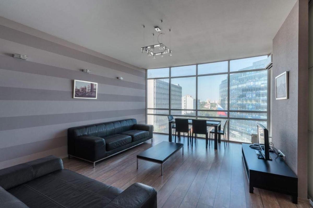 Apartment on Voroshilovskiy 9 - Housity