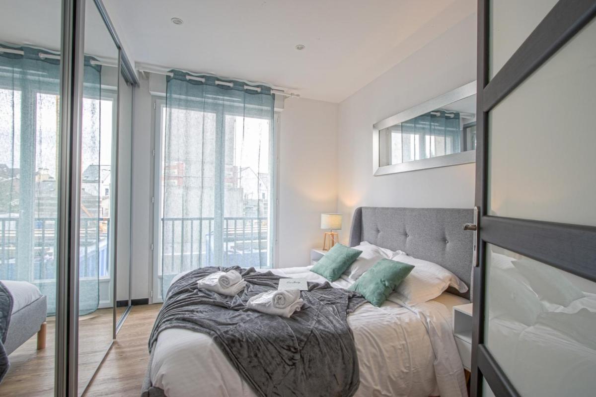 DOUCES NUITS CAENNAISES - Parking Privé inclus, centre ville - Housity
