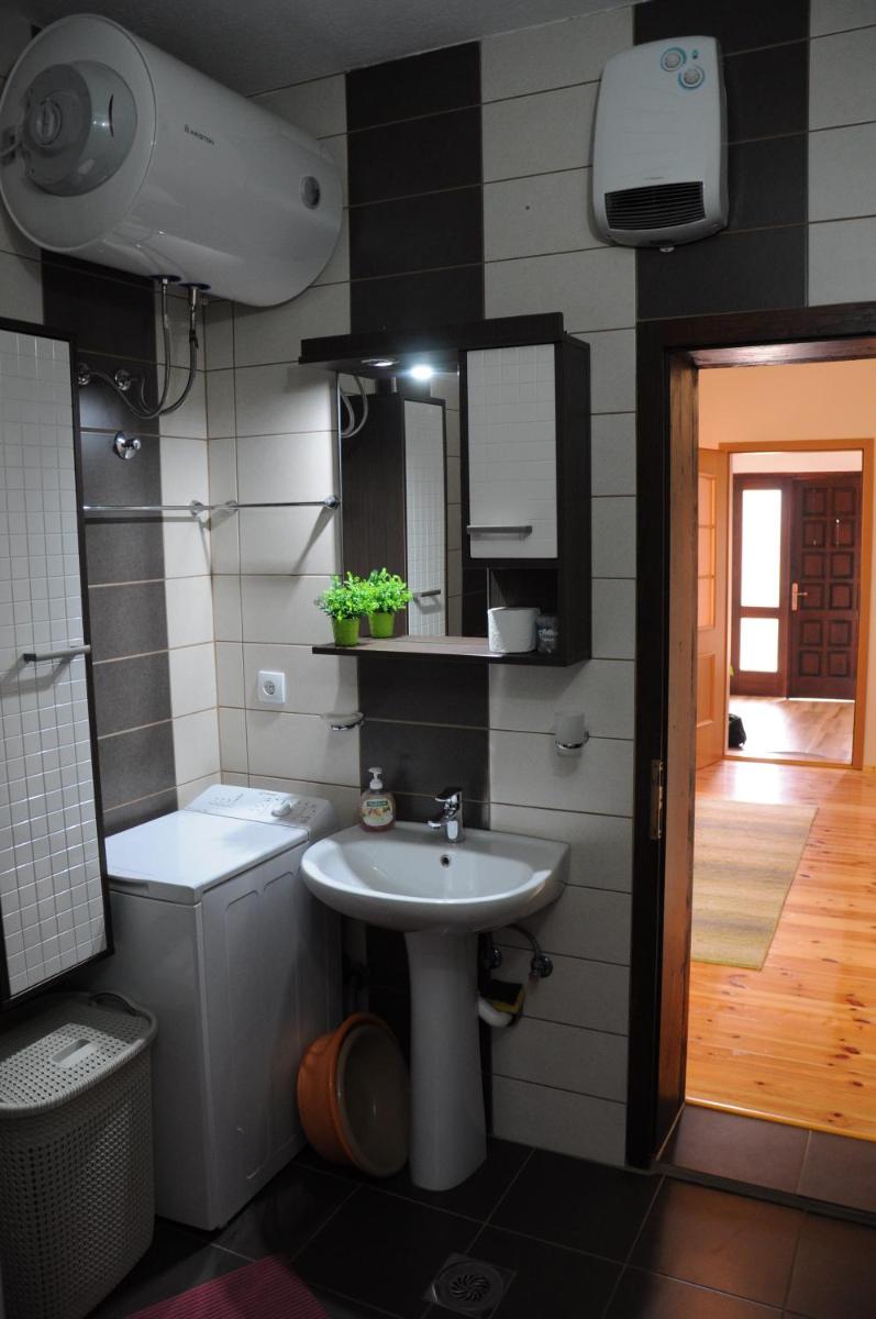 Mrdja Apartments - Housity