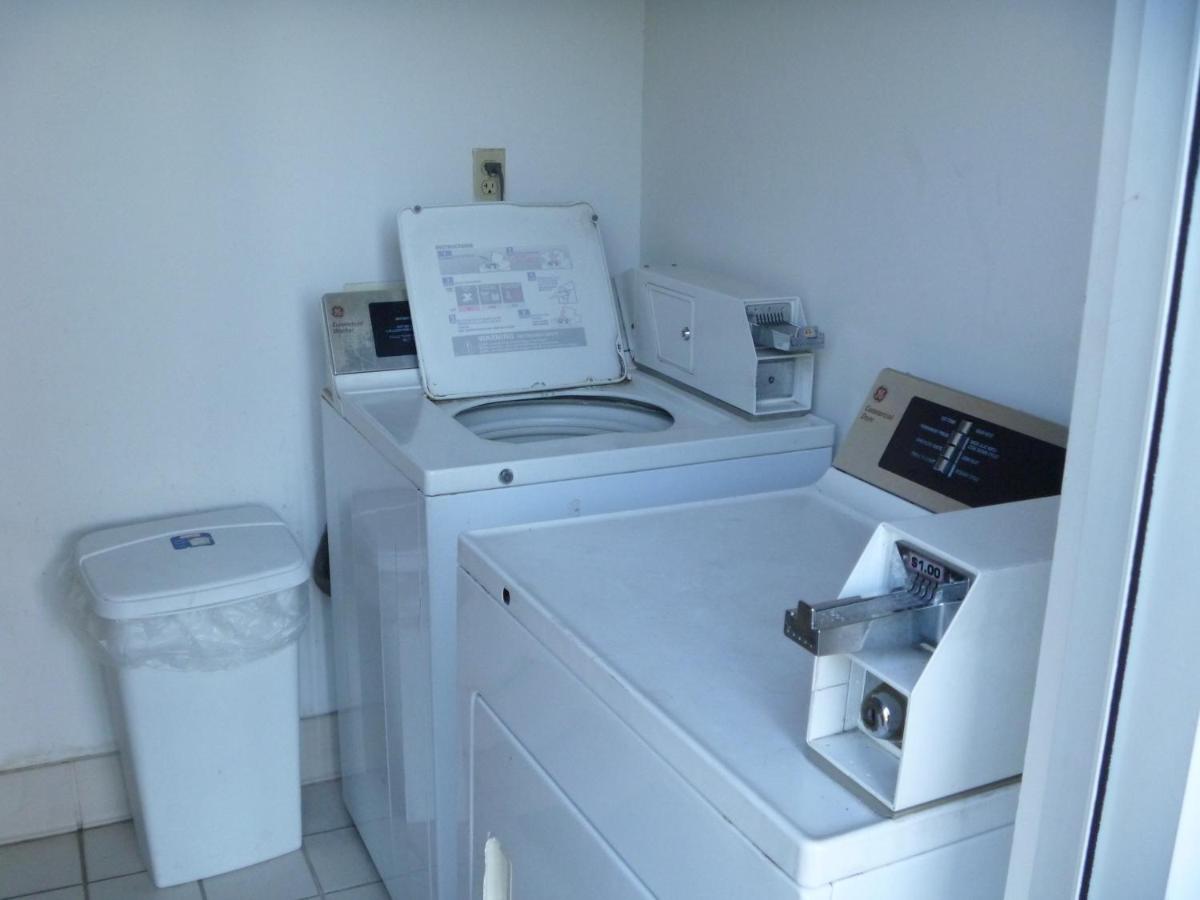 Deerfield Inn and Suites - Fairview - Housity