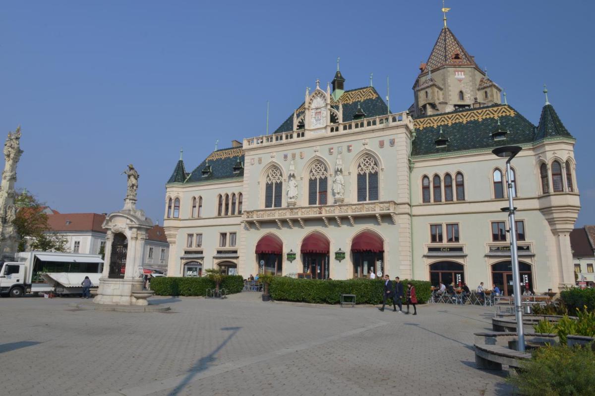 LG Cosy Apartment - Housity