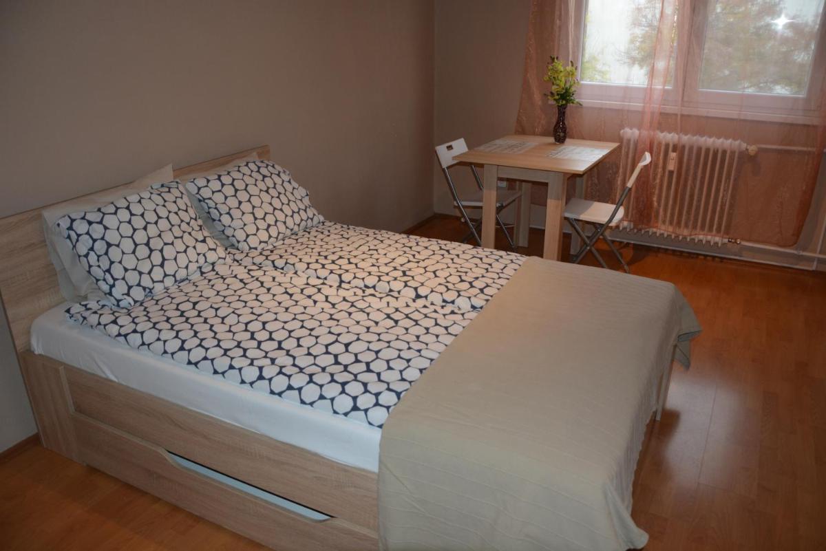 Pötyi Flat - Housity