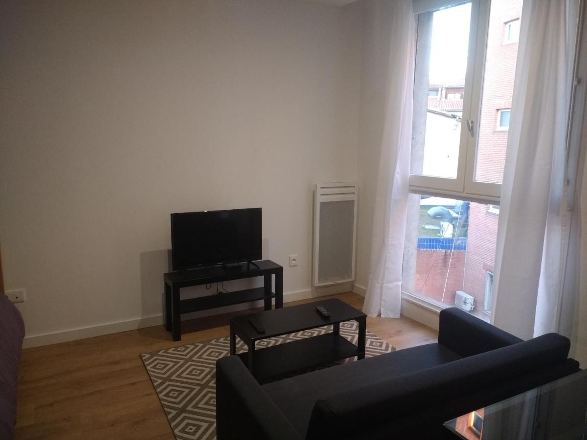Suitetrails - Palais de Justice Apartment