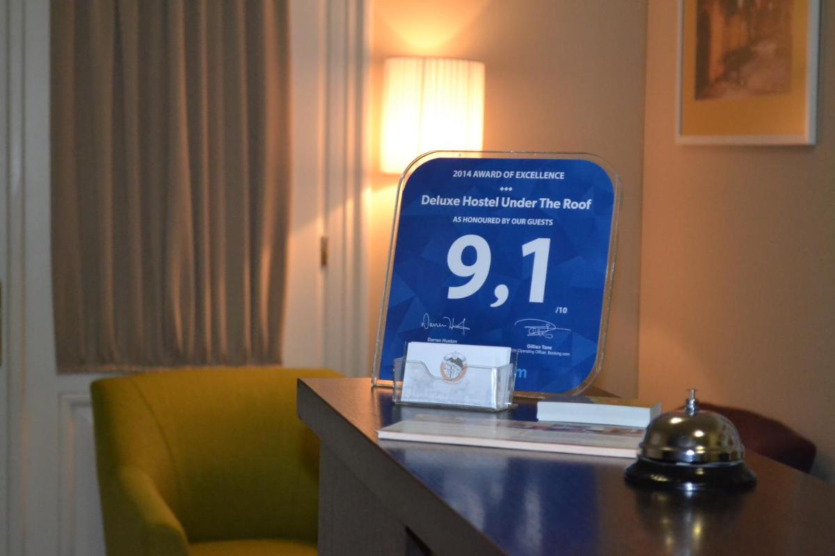 Mini-Hotel Under The Roof - Housity