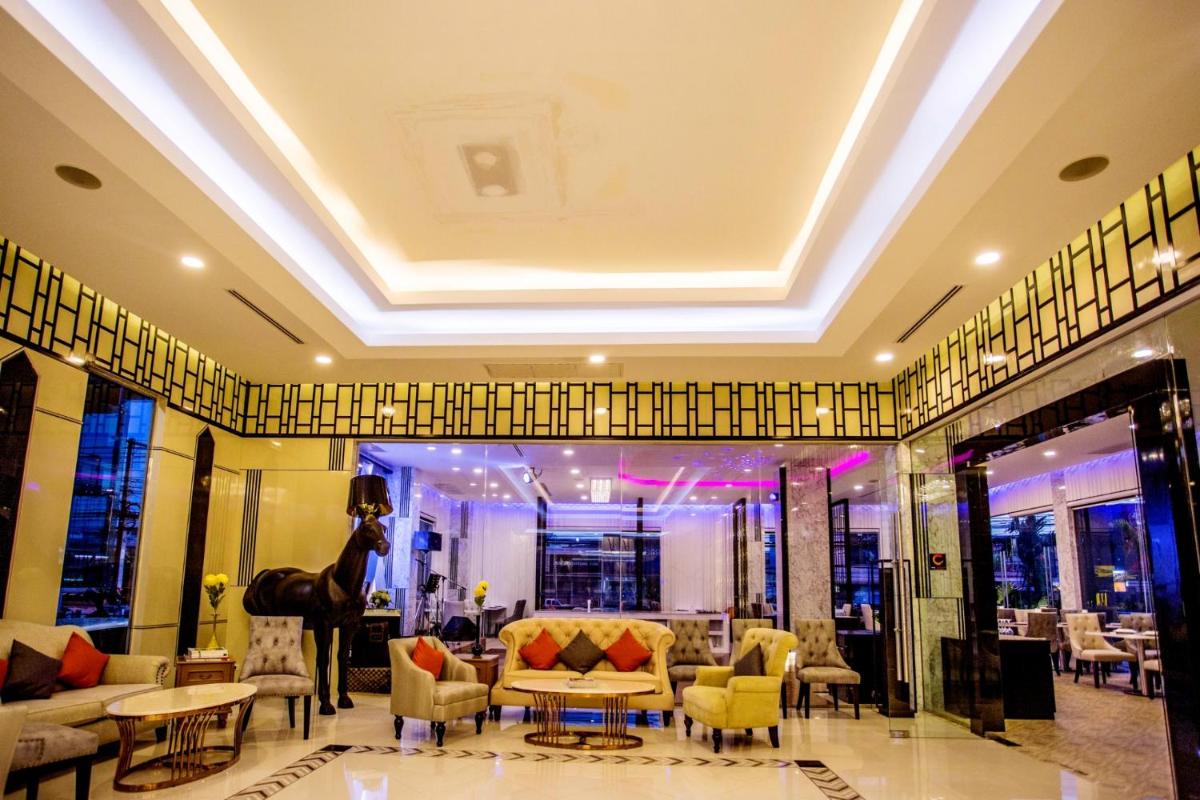 The Cheewin Hotel And Convention - Housity