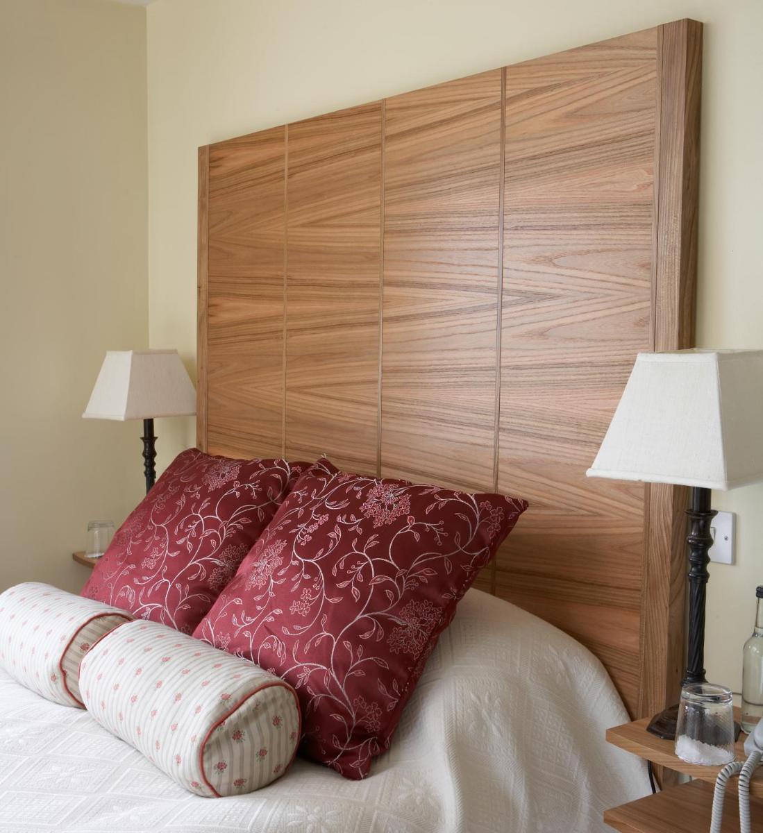 Yalbury Cottage - Housity