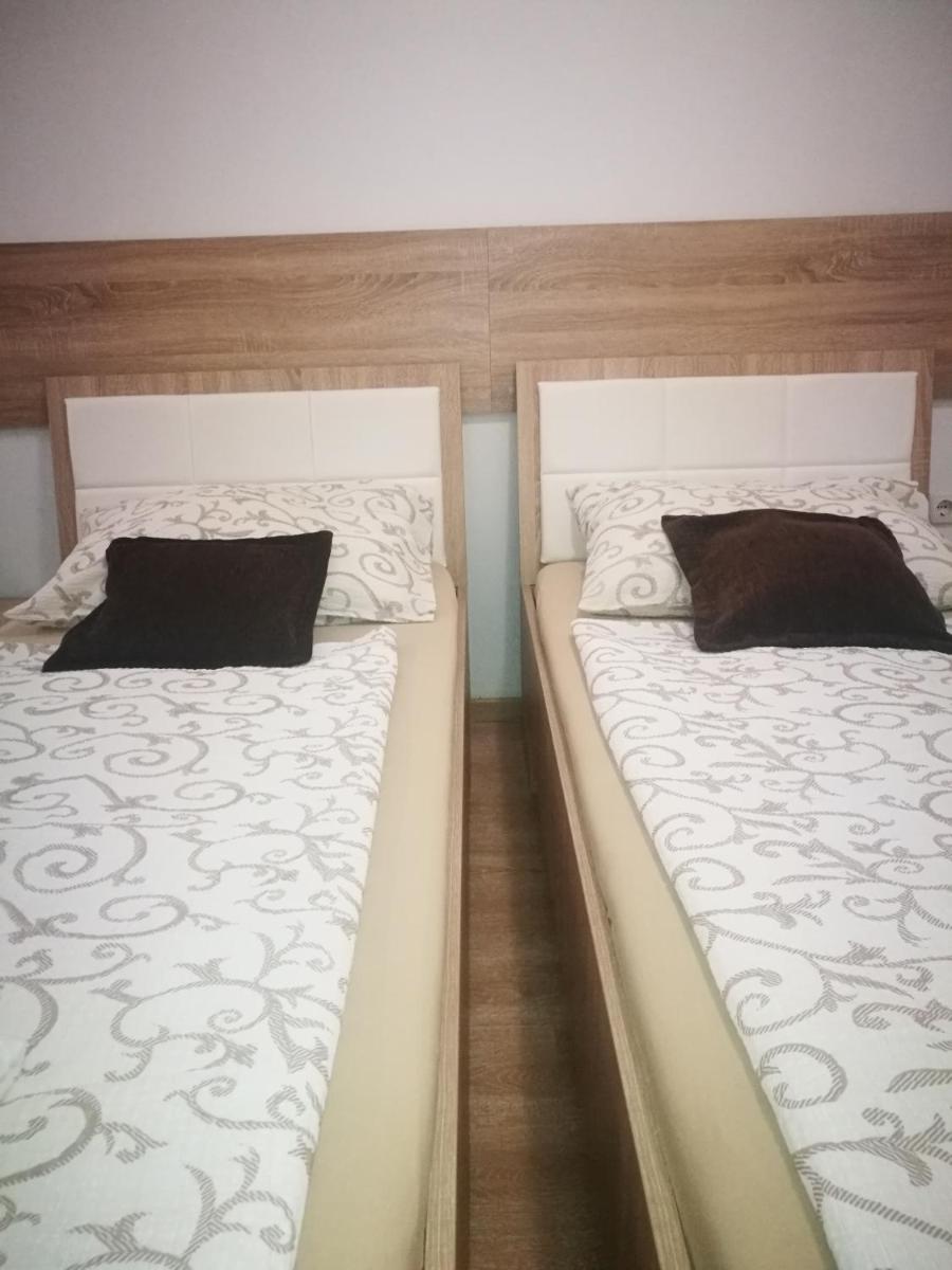 Rooms Aračić - Housity