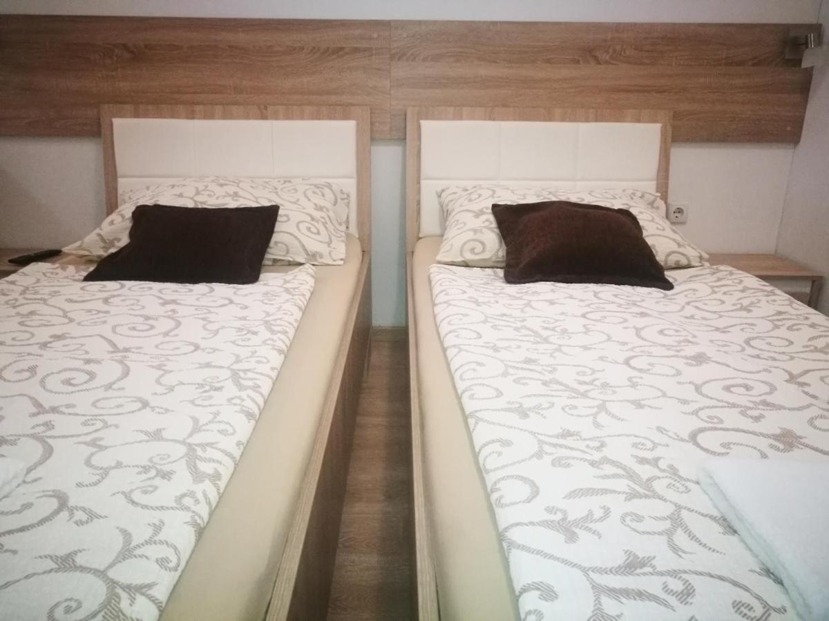 Rooms Aračić - Housity