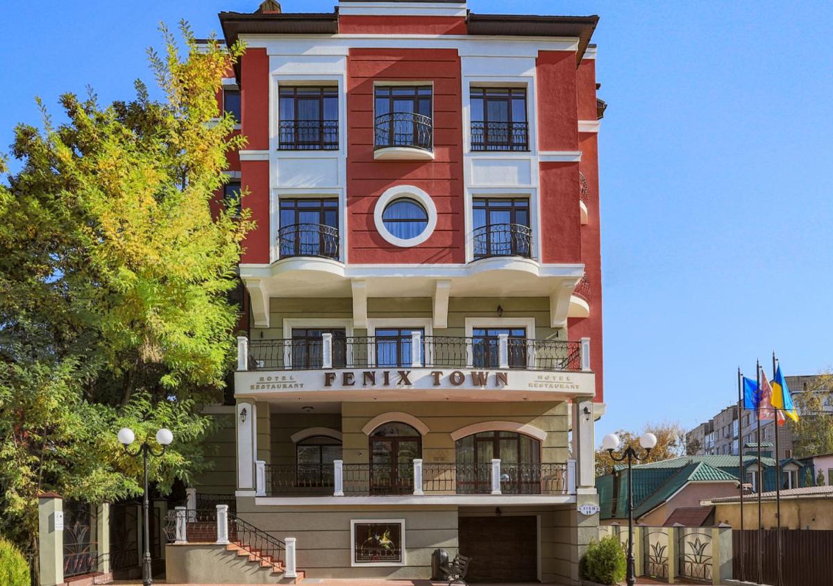 FENIX TOWN - Housity