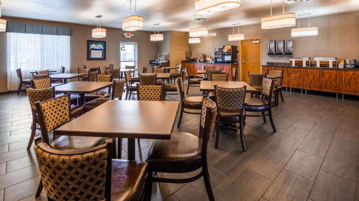 Best Western Plus Blaine at the National Sports Center - Housity
