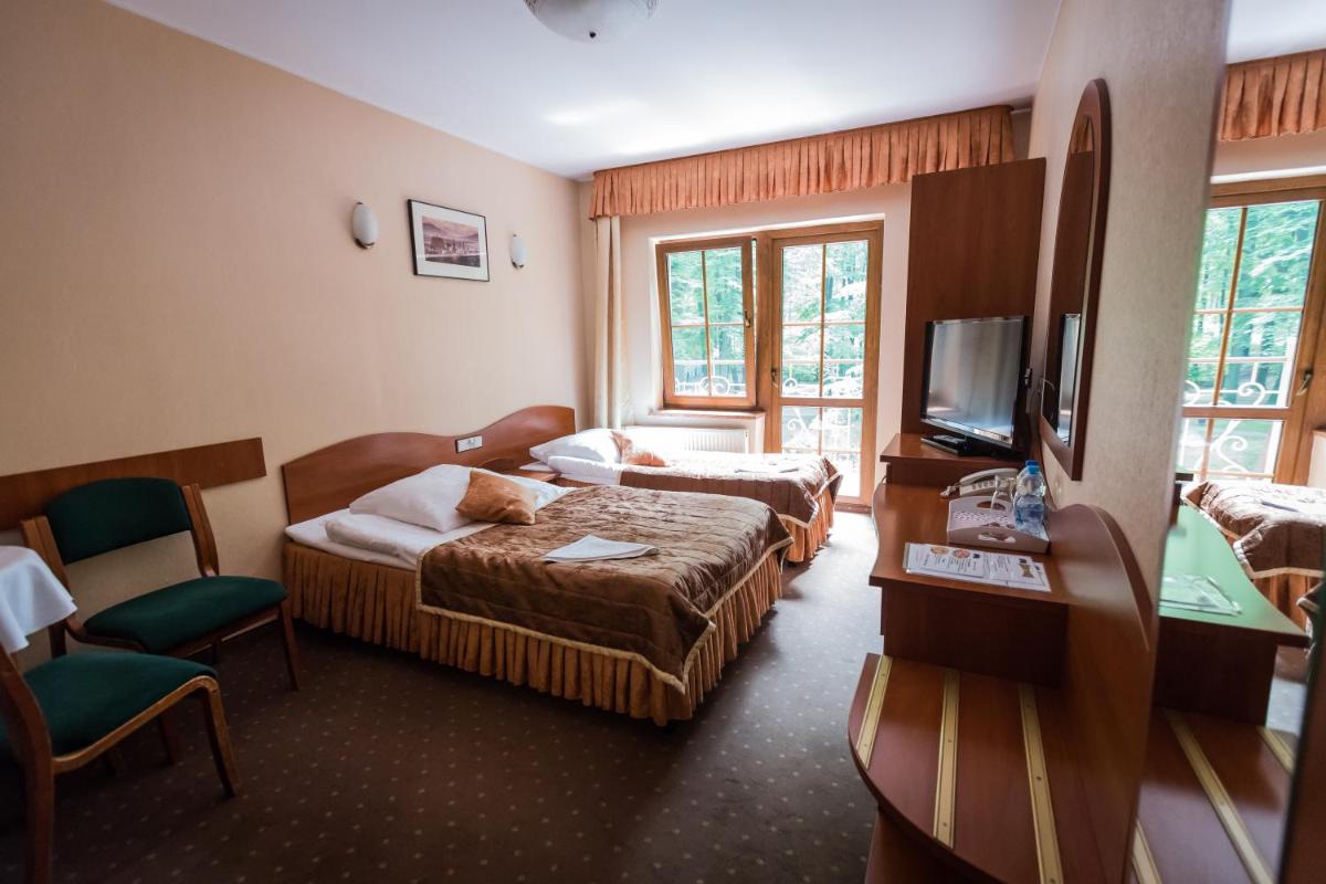 Gościniec pod Bukiem - Housity