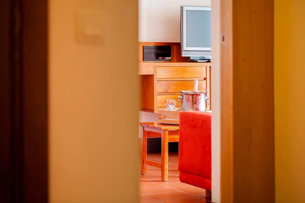 Una cocina o zona de cocina en Almadraba Park Hotel