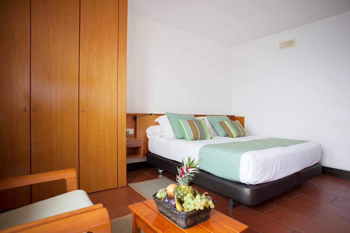 Cama o camas de una habitación en Almadraba Park Hotel