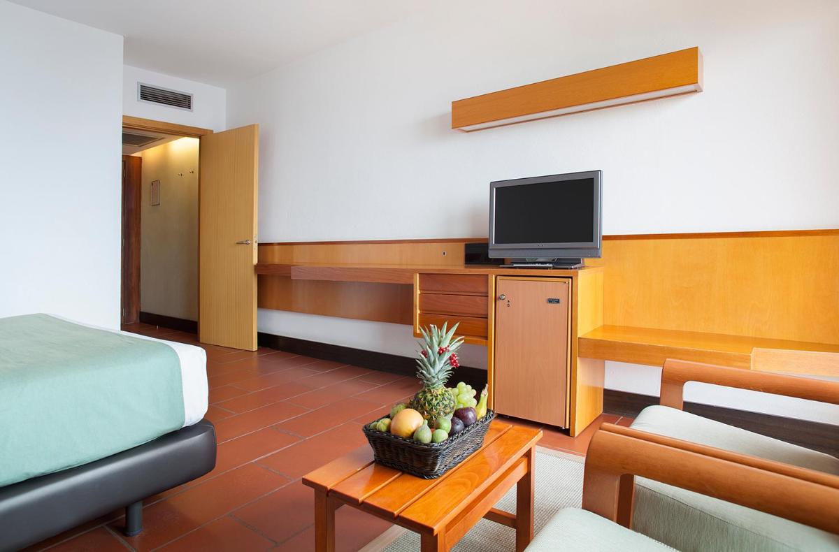 Cama o camas de una habitación en Almadraba Park Hotel
