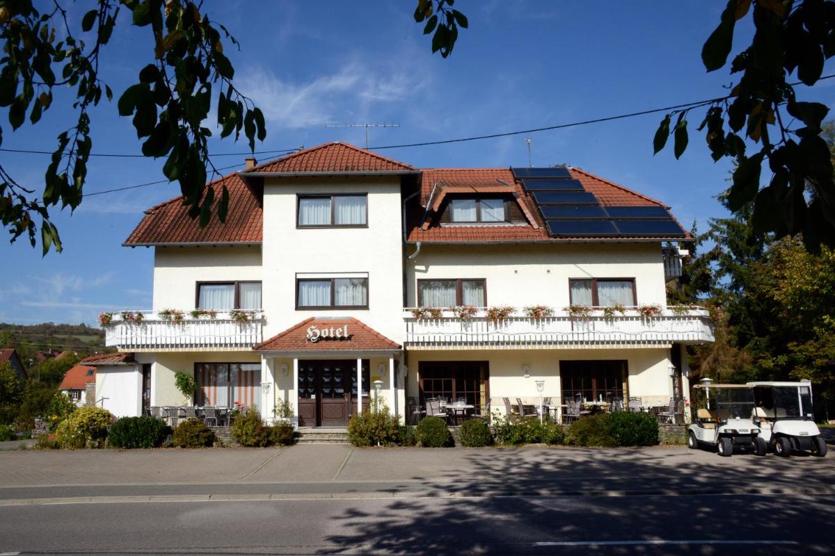 Hotel Bliesbrück - Housity