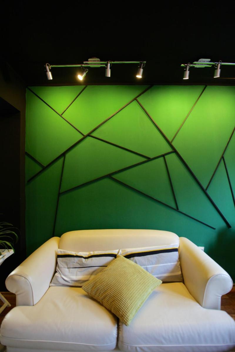Suitetrails - GREEN APARTMENT in Bohemian Debar Maalo