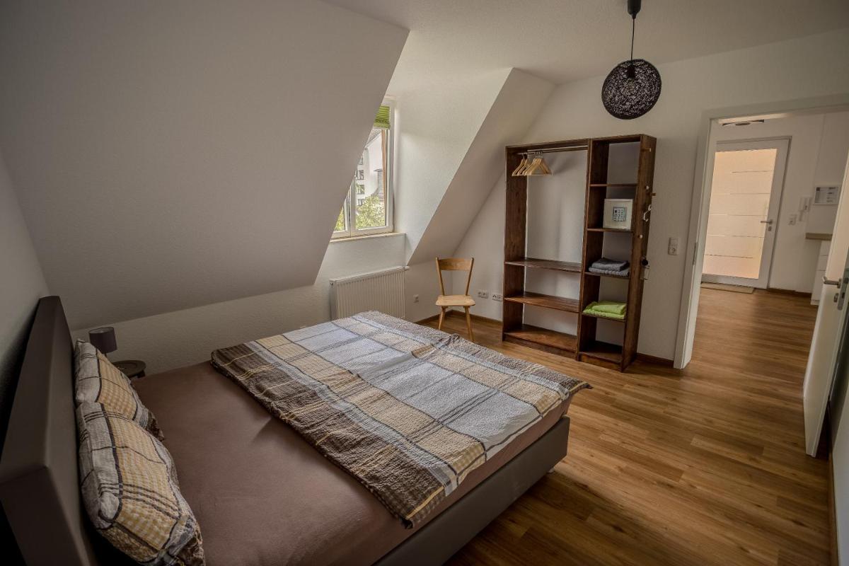 Talstation Kabine 20 / Innenstadt, 2 Schlafzimmer, Terrasse - Housity