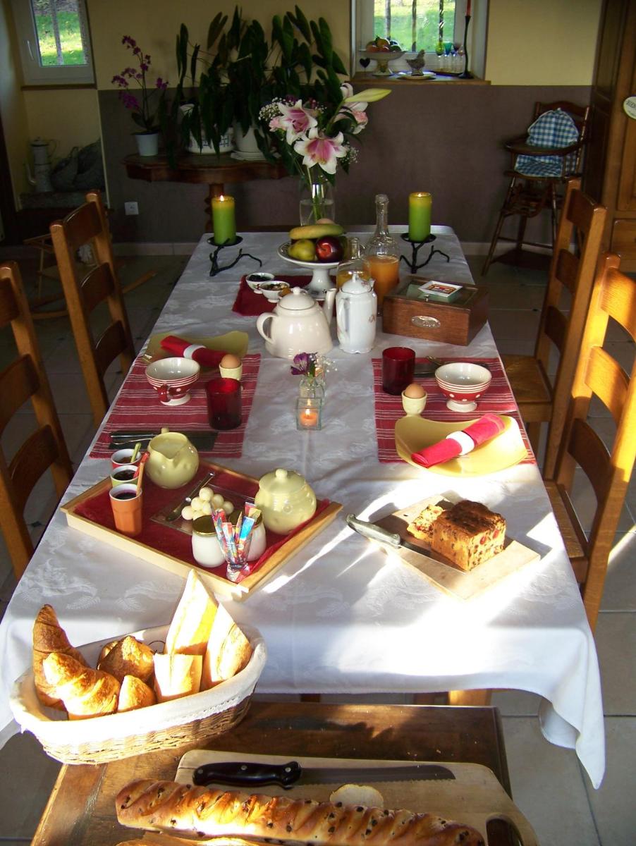 B&B le bourg d'Aunou, petit déjeuner compris - Housity
