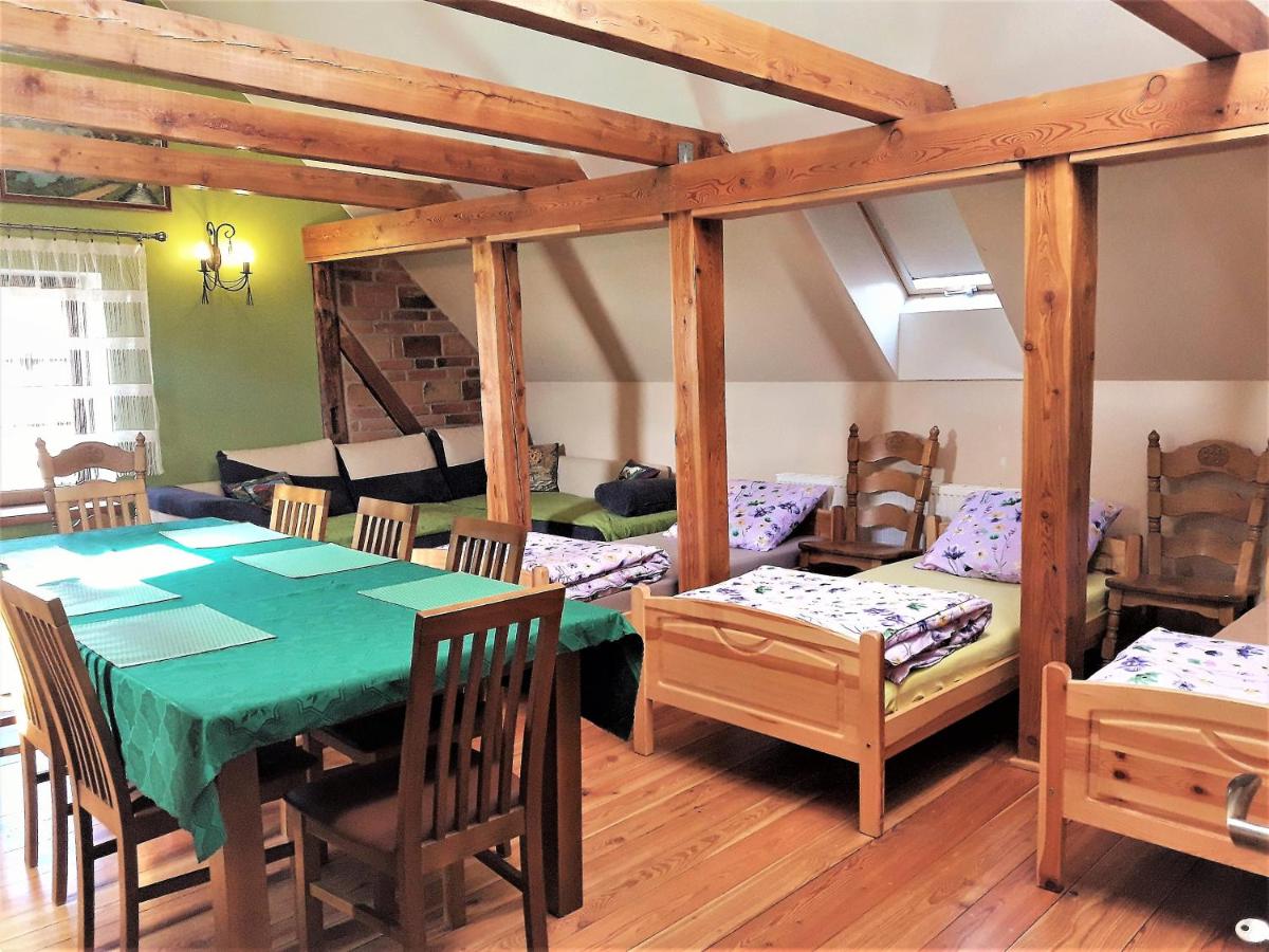 Go?cinna Zagroda Go?ciejowice Noclegi Apartamenty Agroturystyka Niemodlin - Housity