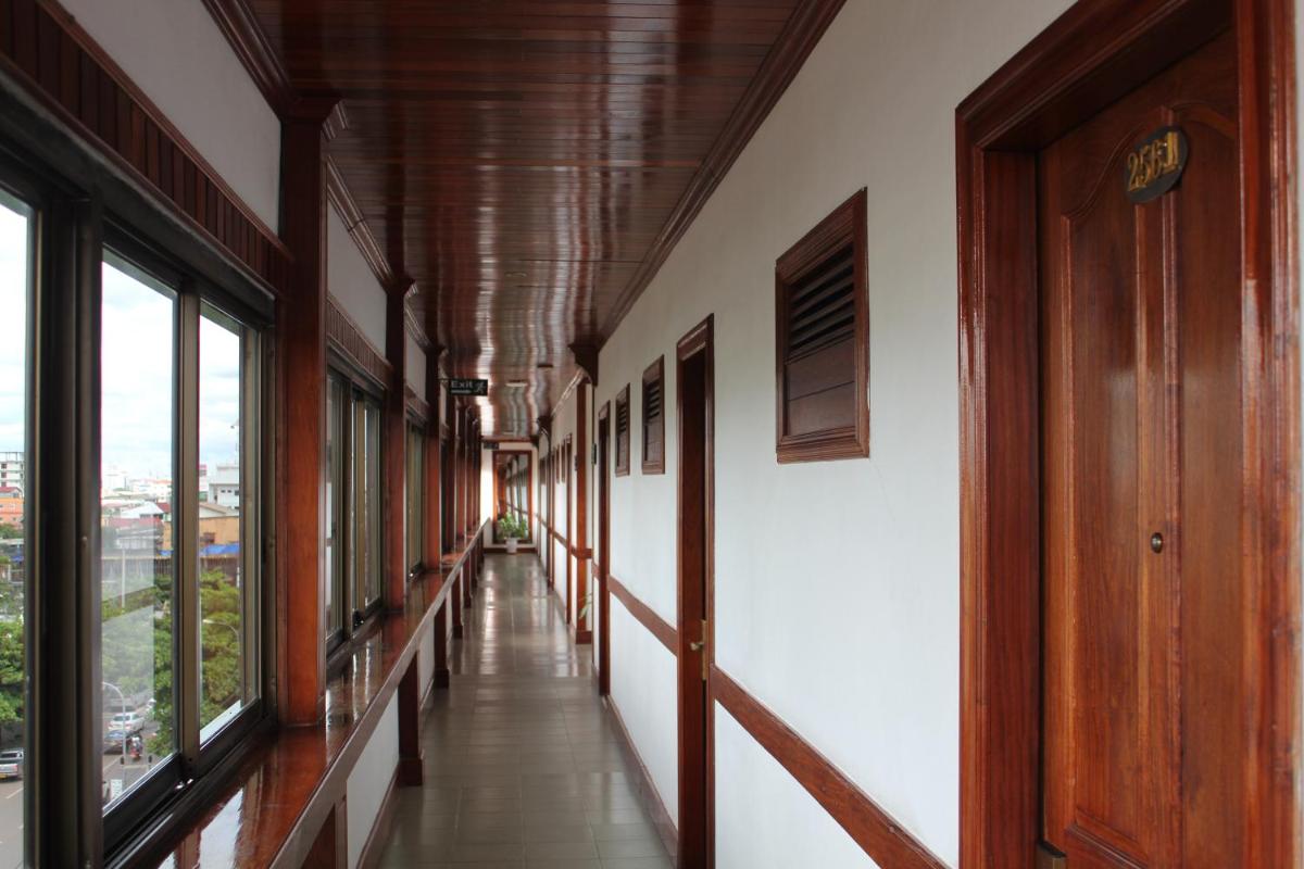 Mekong Hotel - Housity