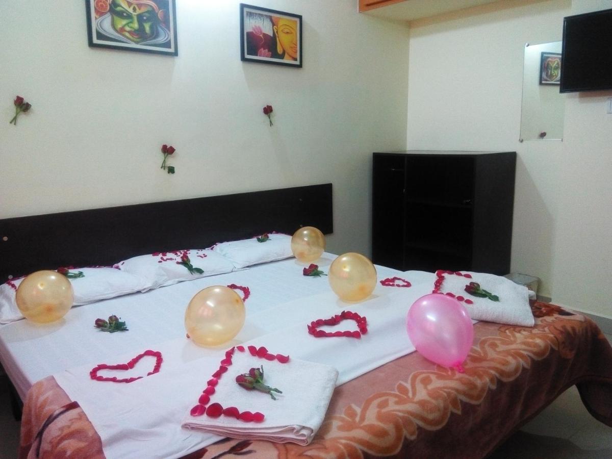 Skylarc Inn - Housity