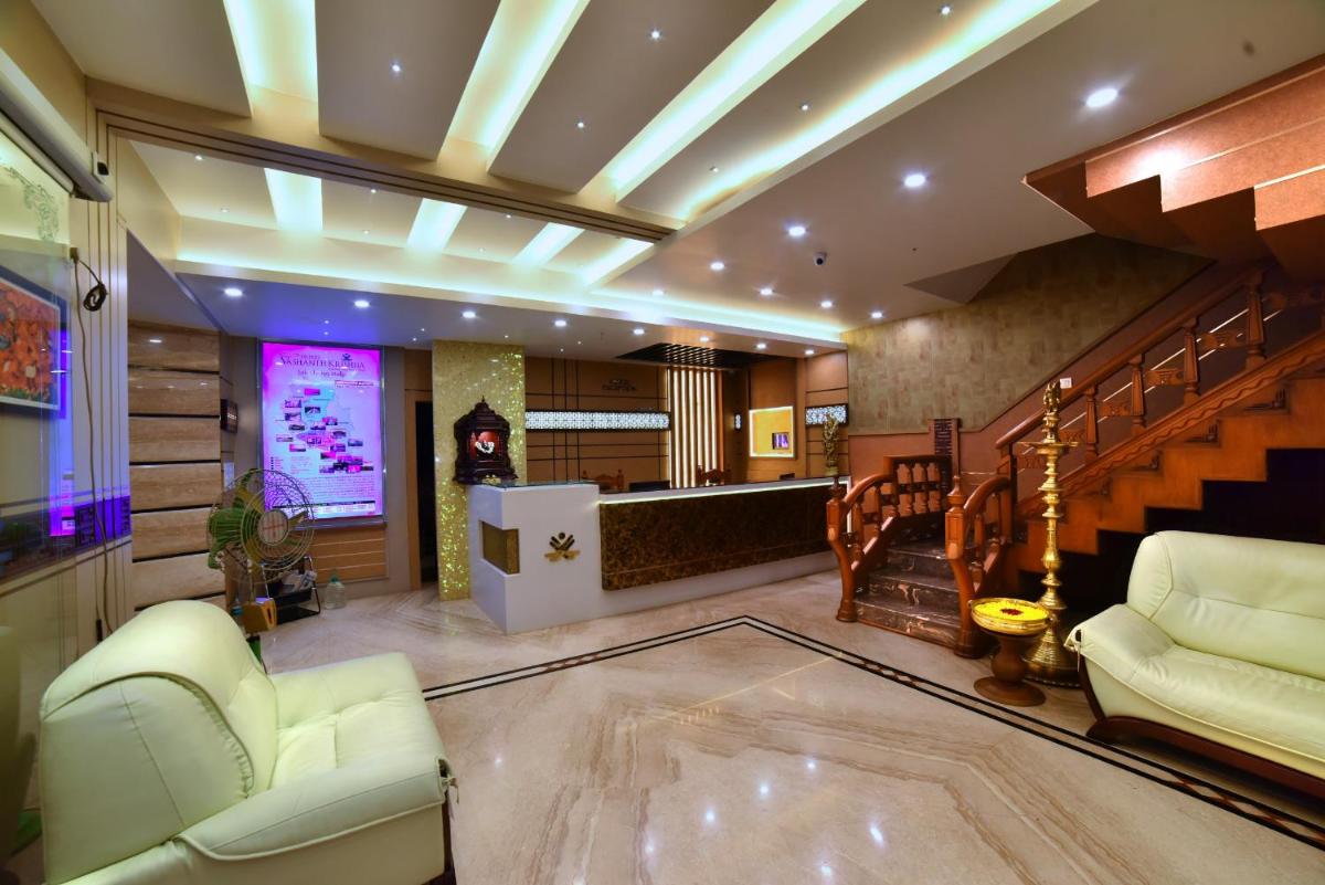 Hotel Vashanth Krishna - Housity