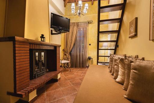 Suitetrails - Celena Maisonettes